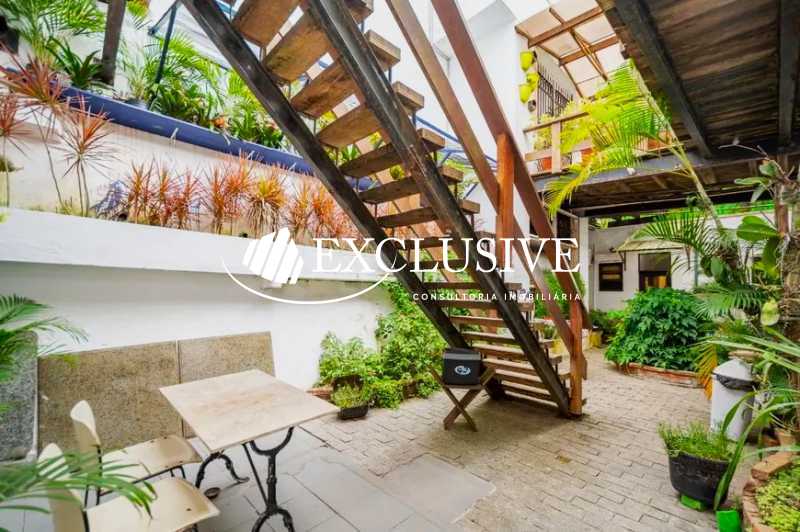 casa-com-4-quartos-venda-697m- - 12