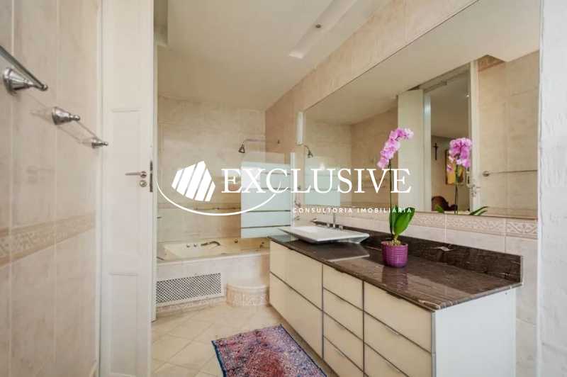 casa-com-4-quartos-venda-697m- - 14