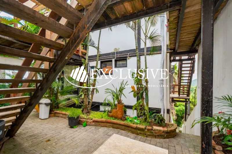 casa-com-4-quartos-venda-697m- - 19