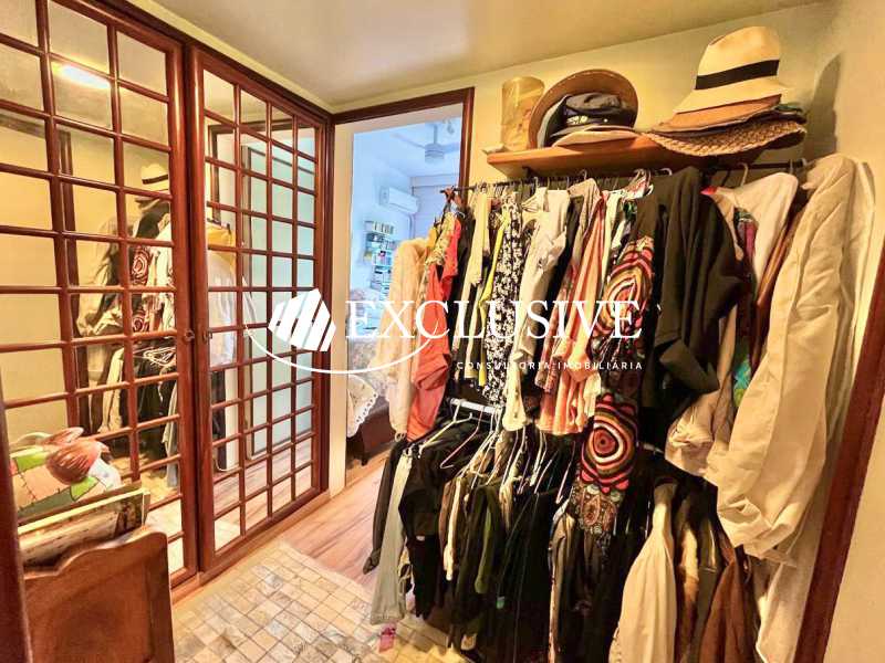 Closet - 16