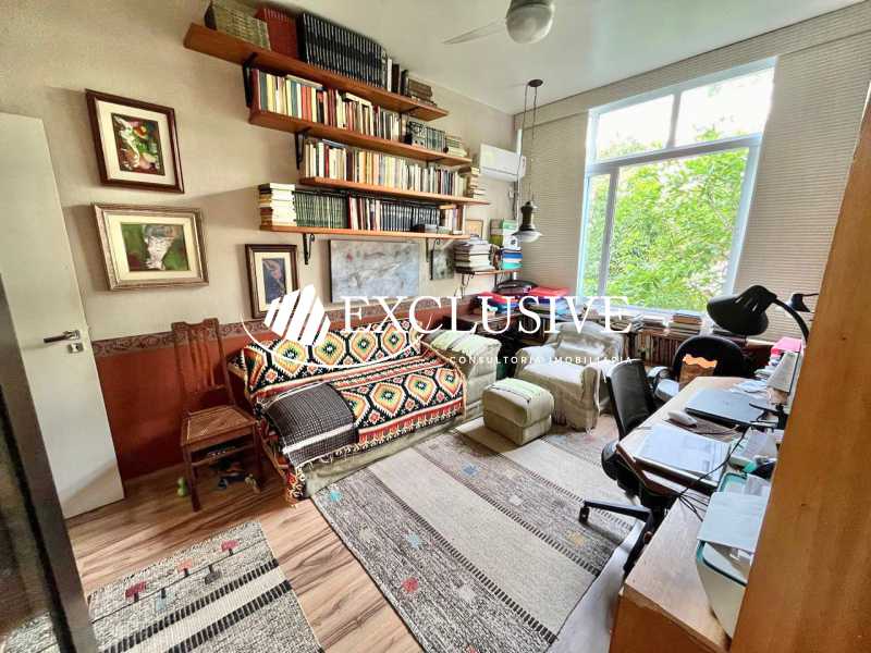 Quarto 1 / escritorio - 6