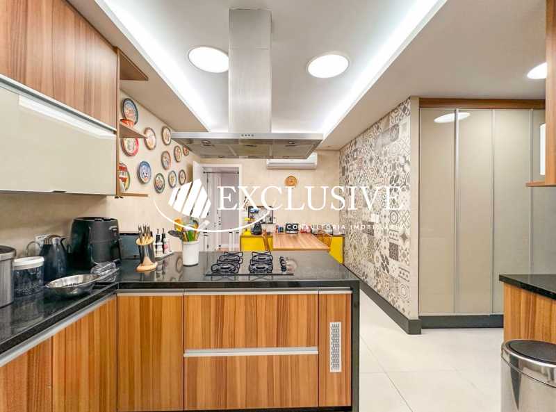 72f82822-1298-43f3-b252-724540 - 19