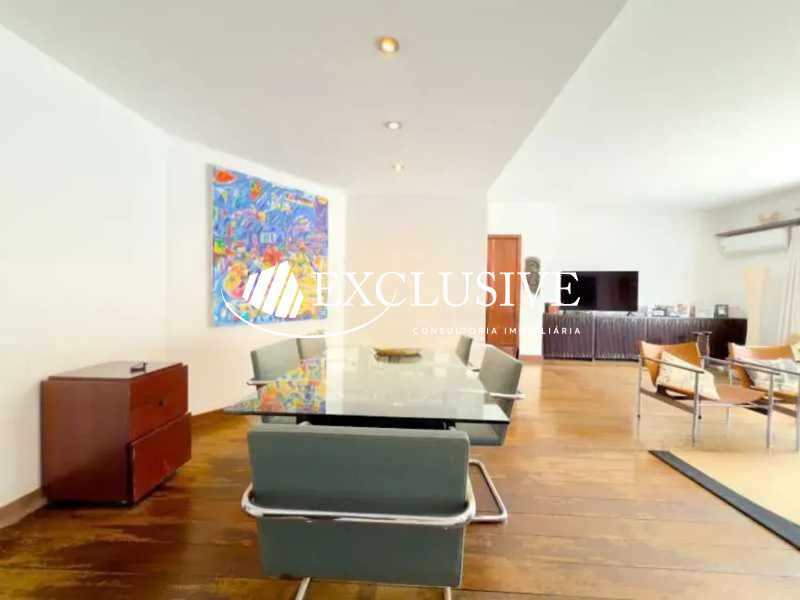 WhatsApp Image 2025-12-04 at 1 - 10