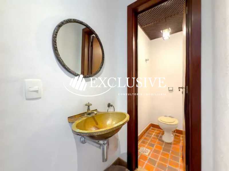 WhatsApp Image 2025-12-04 at 1 - 25