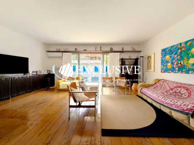 WhatsApp Image 2025-12-04 at 1 - 7