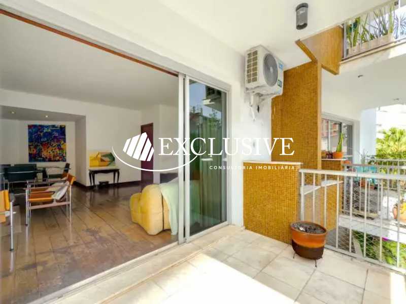 WhatsApp Image 2025-12-04 at 1 - 4