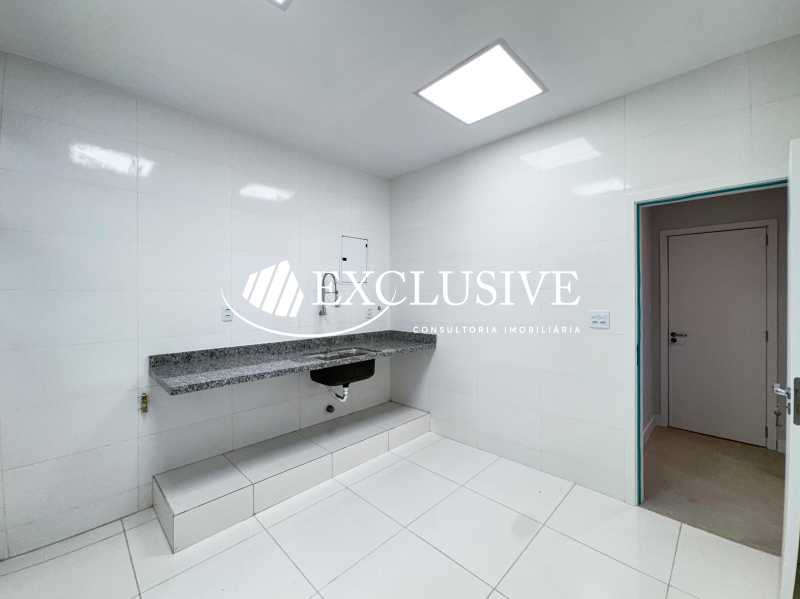 WhatsApp Image 2025-10-21 at 1 - 4