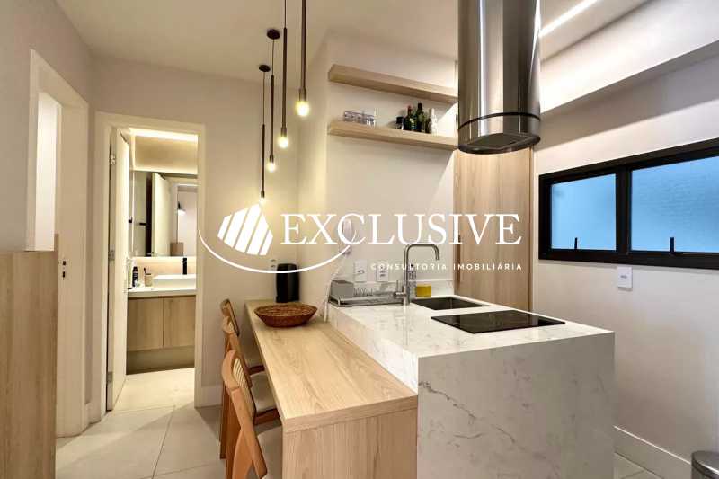 f7f51365120b4d1b9114b8402d50b1 - 19