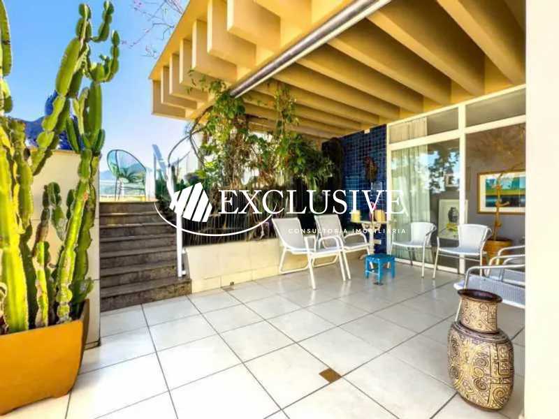 WhatsApp Image 2025-10-28 at 1 - 6