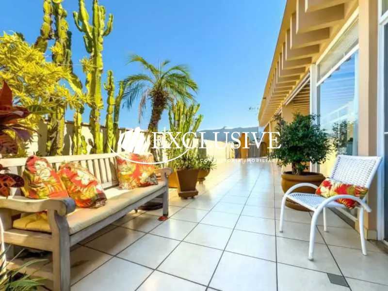 WhatsApp Image 2025-10-28 at 1 - 9