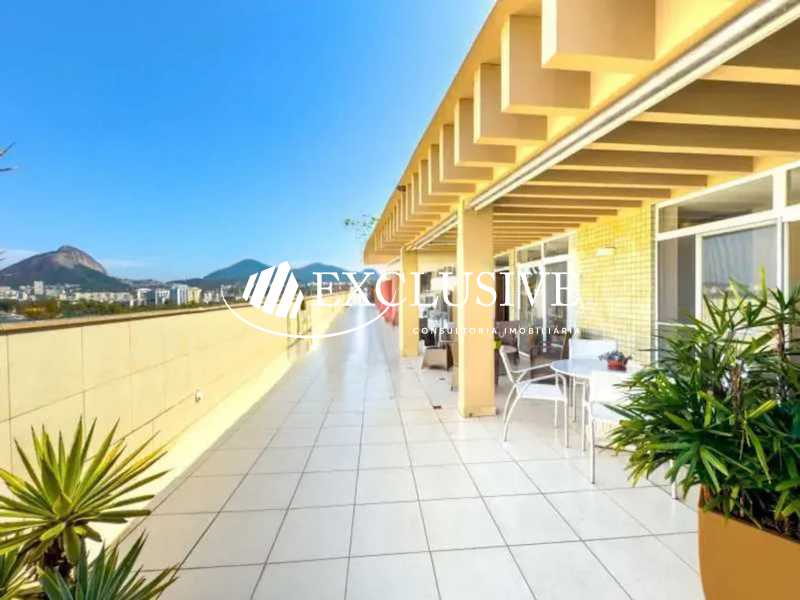 WhatsApp Image 2025-10-28 at 1 - 23