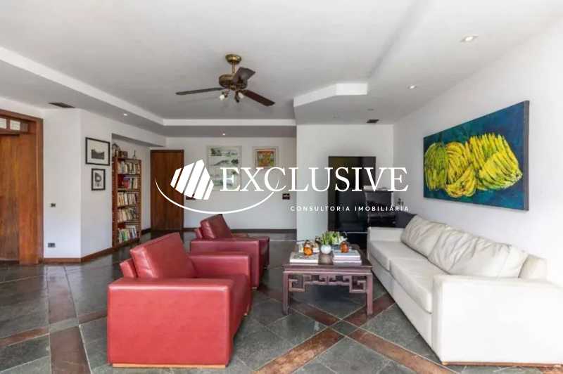 WhatsApp Image 2025-10-21 at 1 - 4