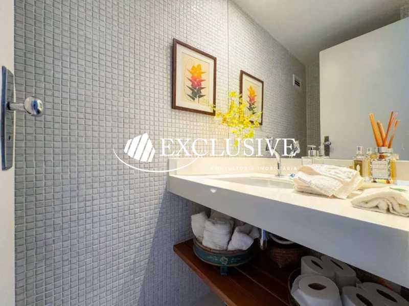 WhatsApp Image 2025-10-23 at 1 - 21