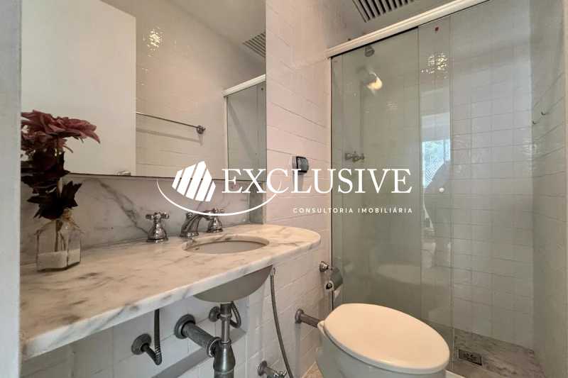 b2219eb827a344659e1e2d47cf0f2b - 14