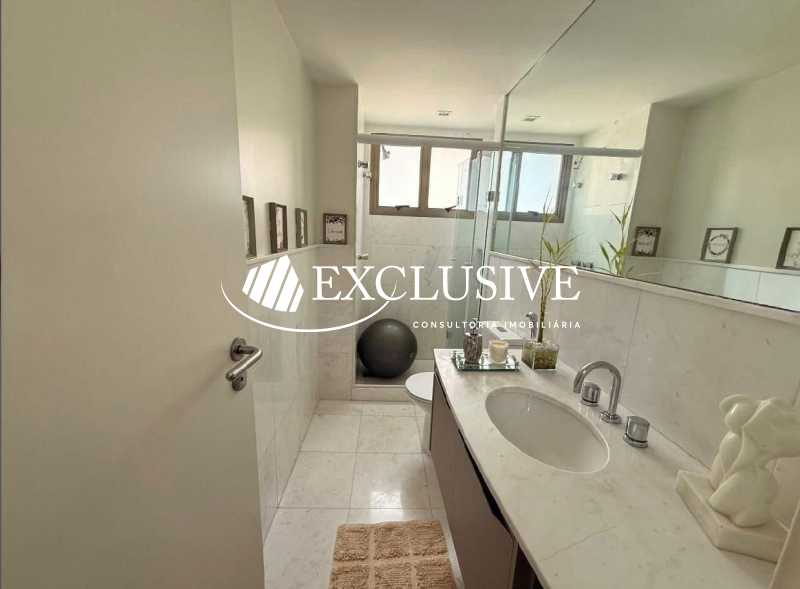 WhatsApp Image 2025-11-28 at 1 - 17