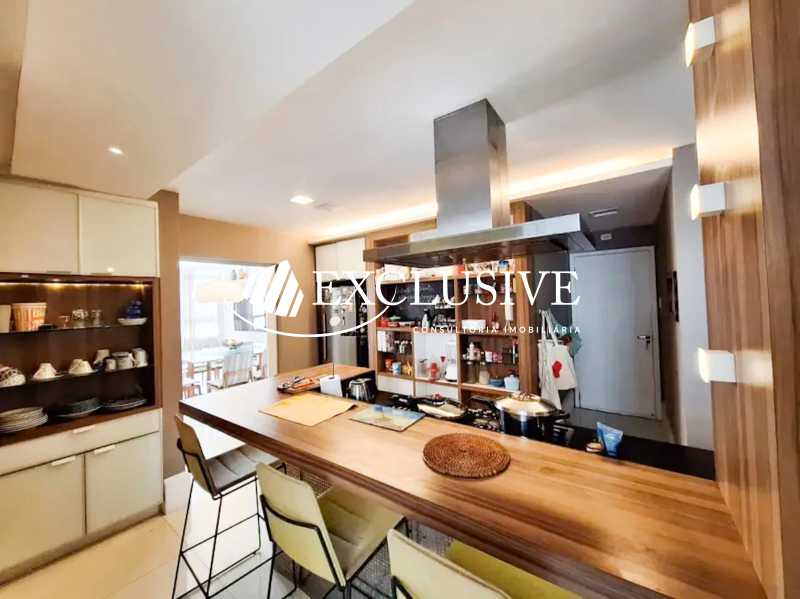 WhatsApp Image 2025-12-17 at 1 - 6