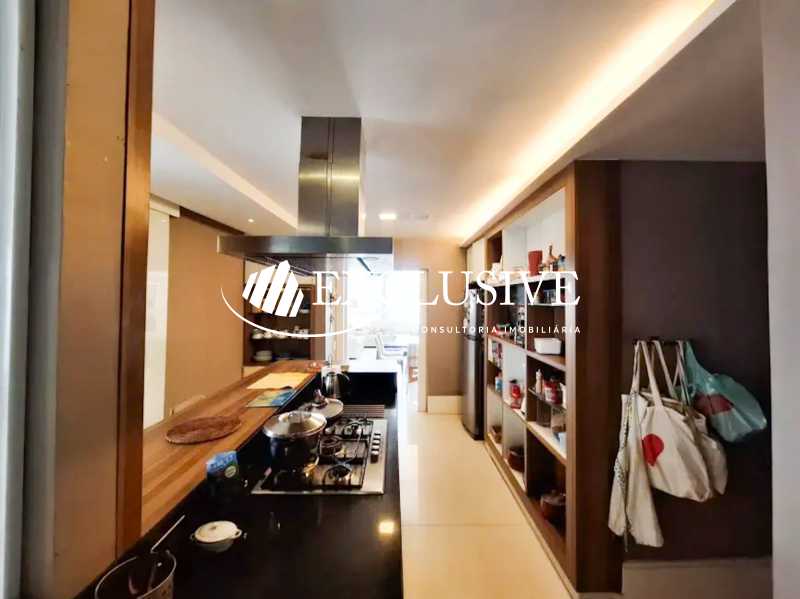 WhatsApp Image 2025-12-17 at 1 - 7