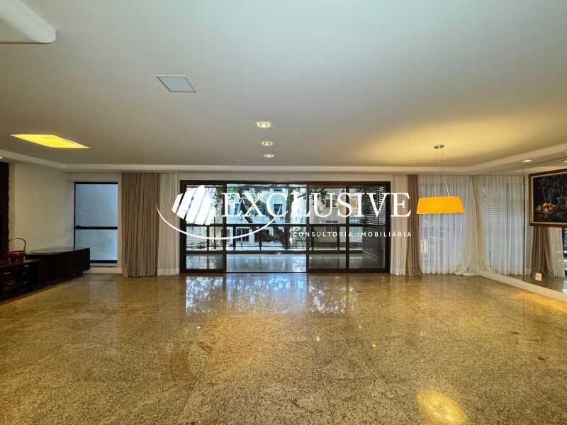 WhatsApp Image 2025-12-17 at 1 - 4