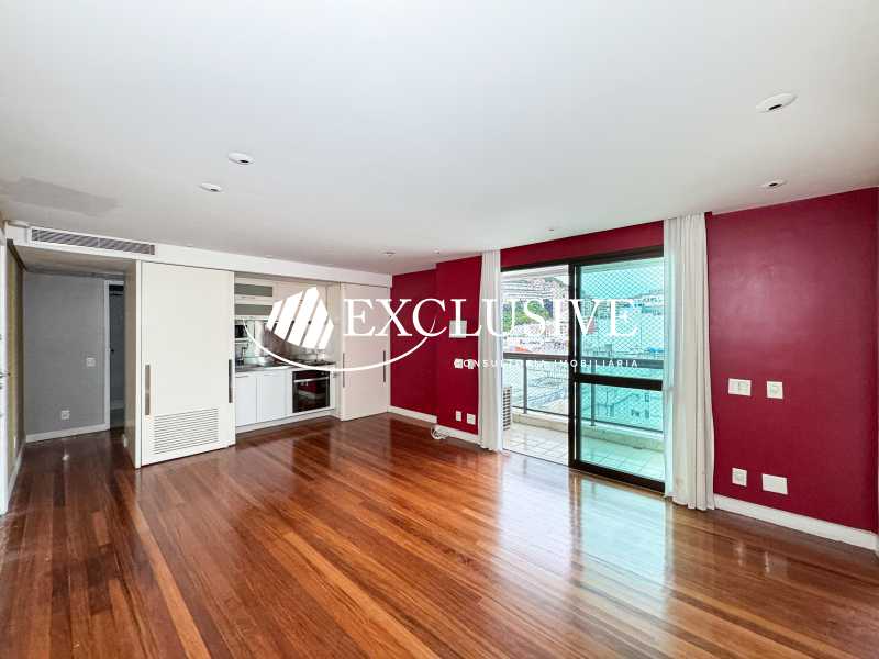 WhatsApp Image 2026-01-08 at 1 - 6