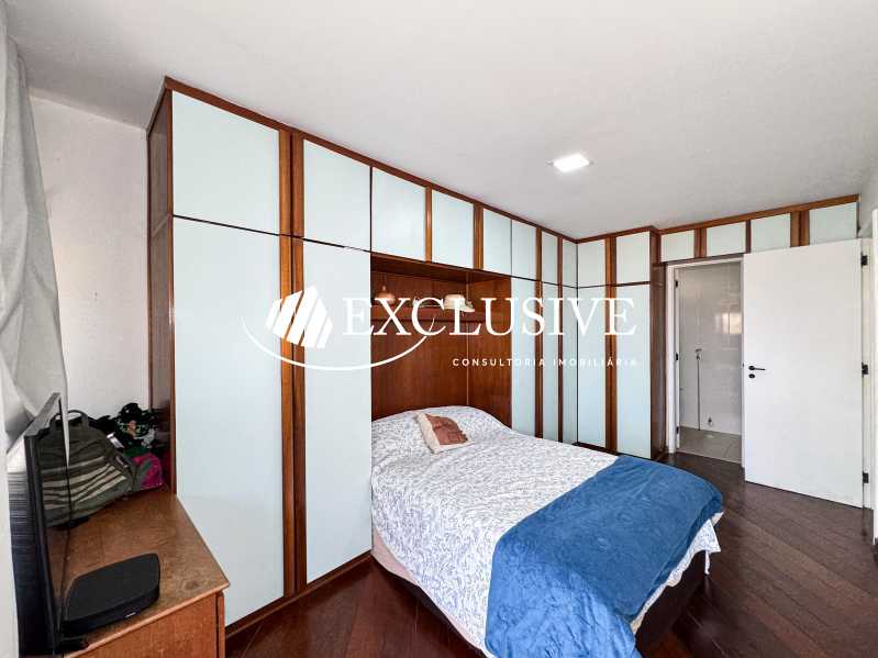 PHOTO-2025-12-10-11-22-15 3 - 14