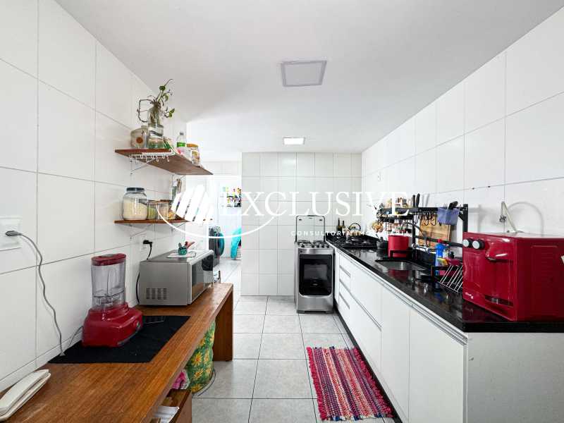 PHOTO-2025-12-10-11-22-16 2 - 23