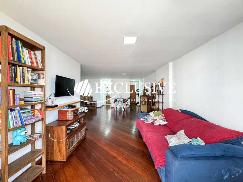 PHOTO-2025-12-10-11-22-16 - 8