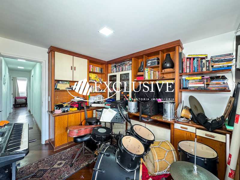 PHOTO-2025-12-10-11-22-17 3 - 10