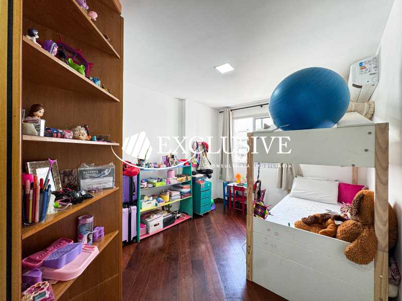 PHOTO-2025-12-10-11-22-18 5 - 19