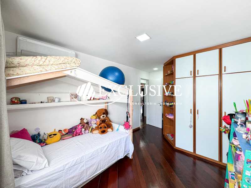 PHOTO-2025-12-10-11-22-18 - 18