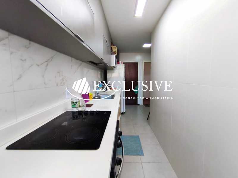 0d4d7130-2e81-4c2c-a98f-8f713a - 24