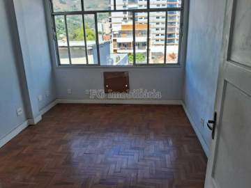 Ótima localização - Apartamento à venda Rua Dias da Cruz, Méier, NORTE,Rio de Janeiro - R$ 160.000 - CAAP20611