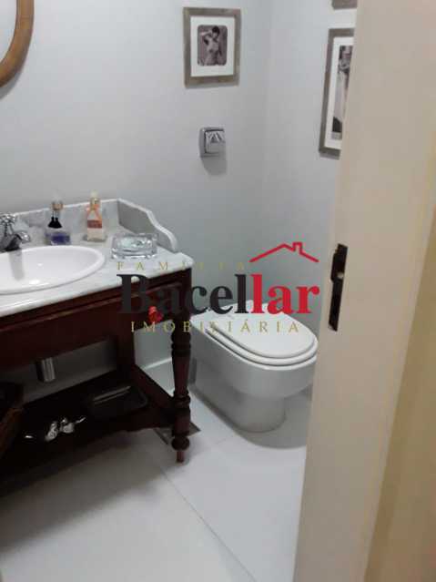 WhatsApp Image 2021-04-21 at 1 - 8
