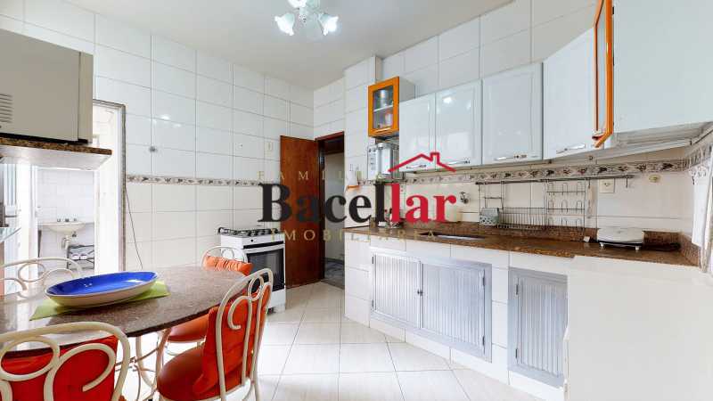 Rua-Bulevard-506-04172021_1915 - 9