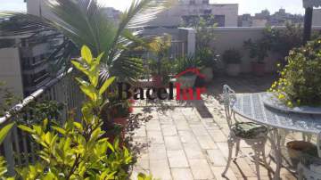 Ótima localização - Cobertura, 4 Quartos , Suíte, 2vagas e Salão no Terraço. - TICO40122