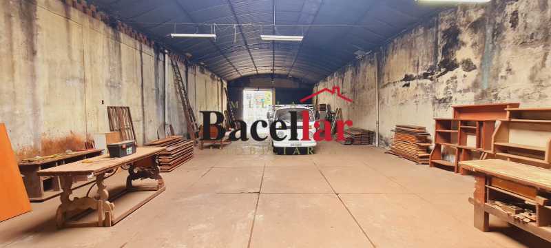 15f6c5b0-800f-4cde-9749-e7acb9 - 9