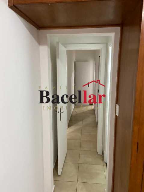 ac5c8325-9b08-4938-99dc-ad881b - 4