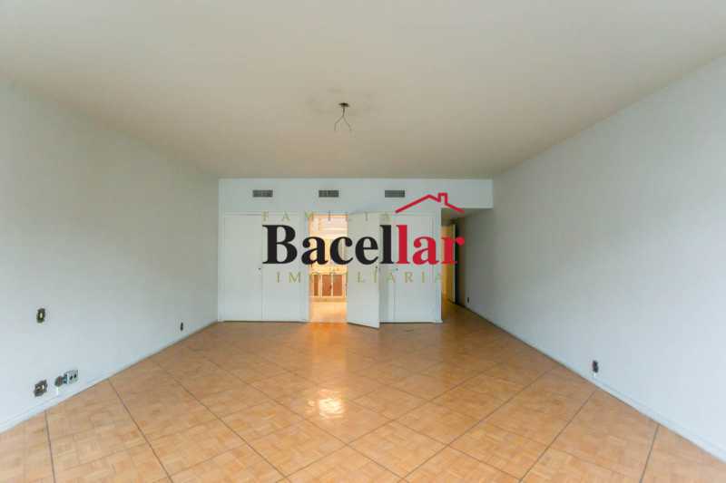 Quarto 1 Suíte 4 - 4