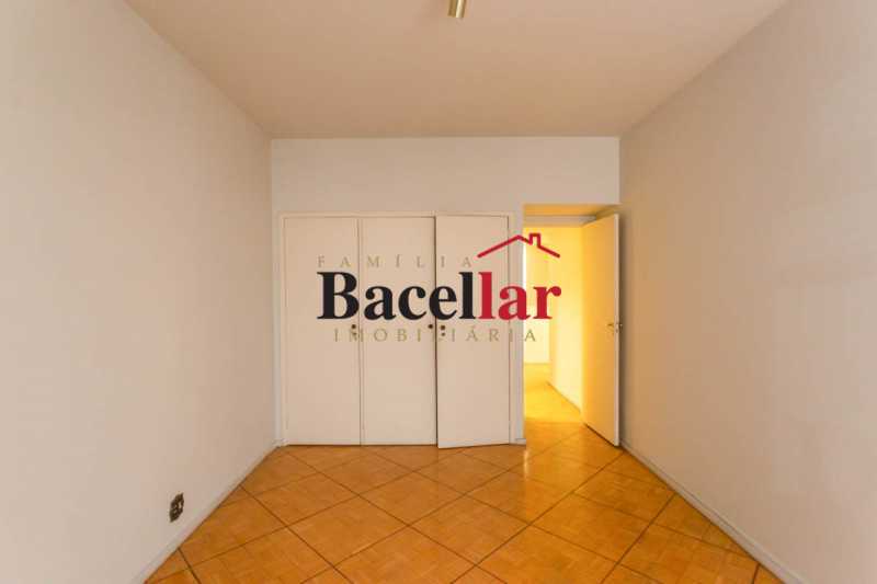 Quarto 4 4 - 11