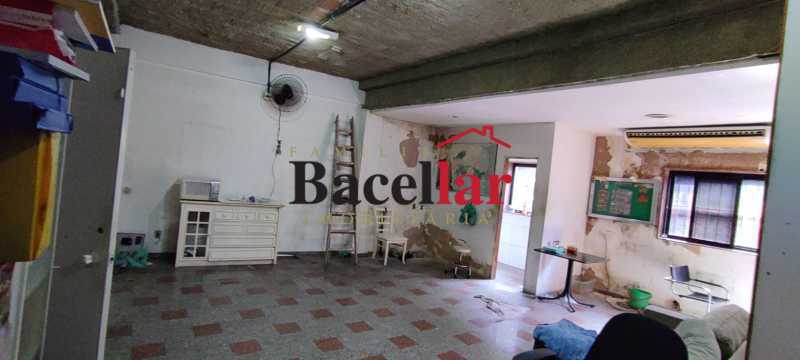 f741978e-16c9-4785-b451-40d70e - 27