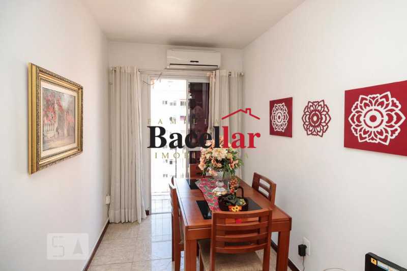 SALA 06 - 3