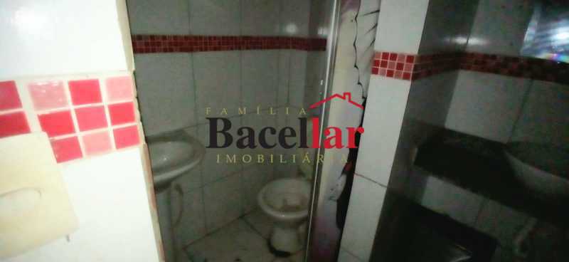 fa1ac6e9-2bb2-4a88-b203-a4dc8e - 18
