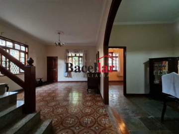 Ótima localização - PISCINA - RICA60007