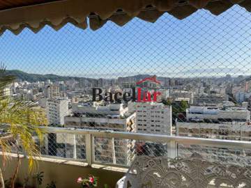 Imperdível - Andar alto, 4 Varandinhas e Piscina, na Tijuca - TIAP40682