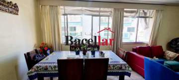 Ótima localização - TRÊS QUARTOS - RIAP30326