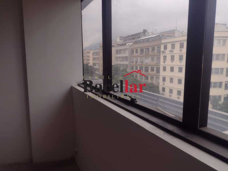 06 - 6