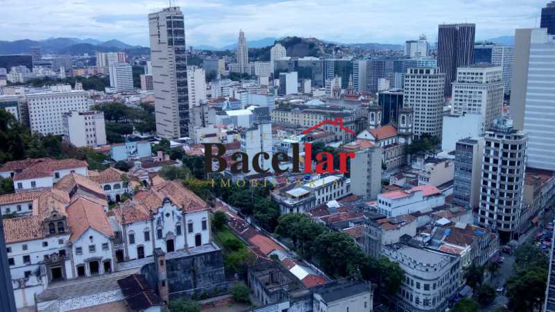 056ad229-c00f-4937-91cc-8c1baa - 5