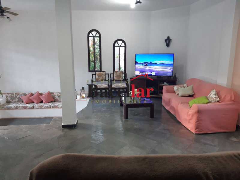233e3791-8651-4fb6-b6a3-852bb5 - 4