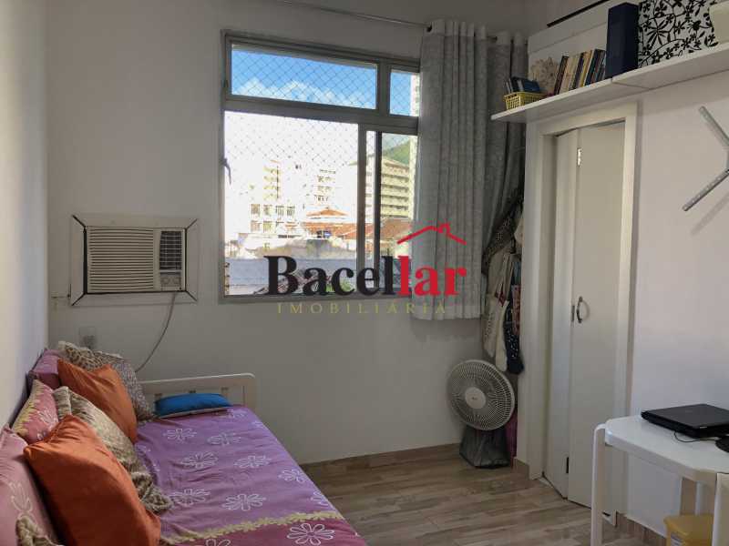 suite 2 - 11