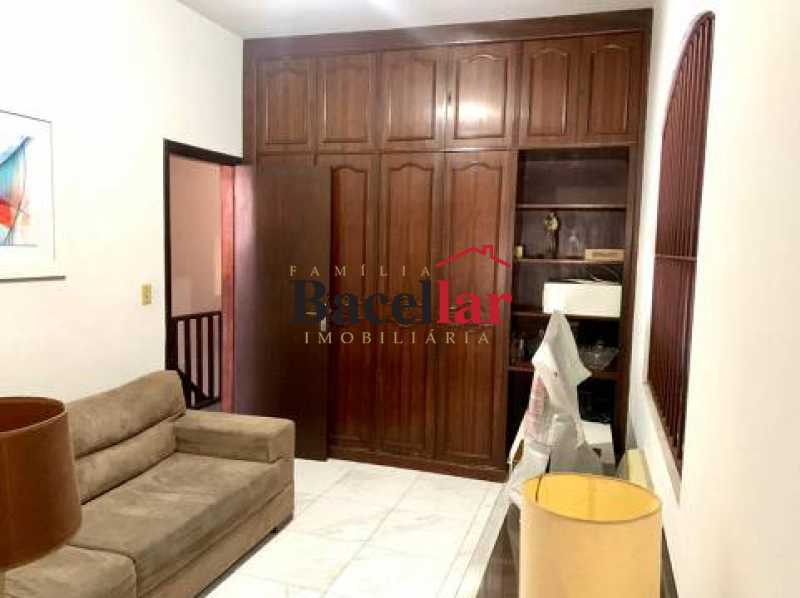 casa-com-4-quartos-a-venda-298 - 11