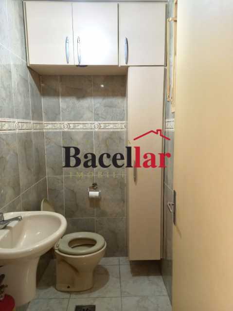 a1edb6e6-415b-432f-b3e2-7417e7 - 8